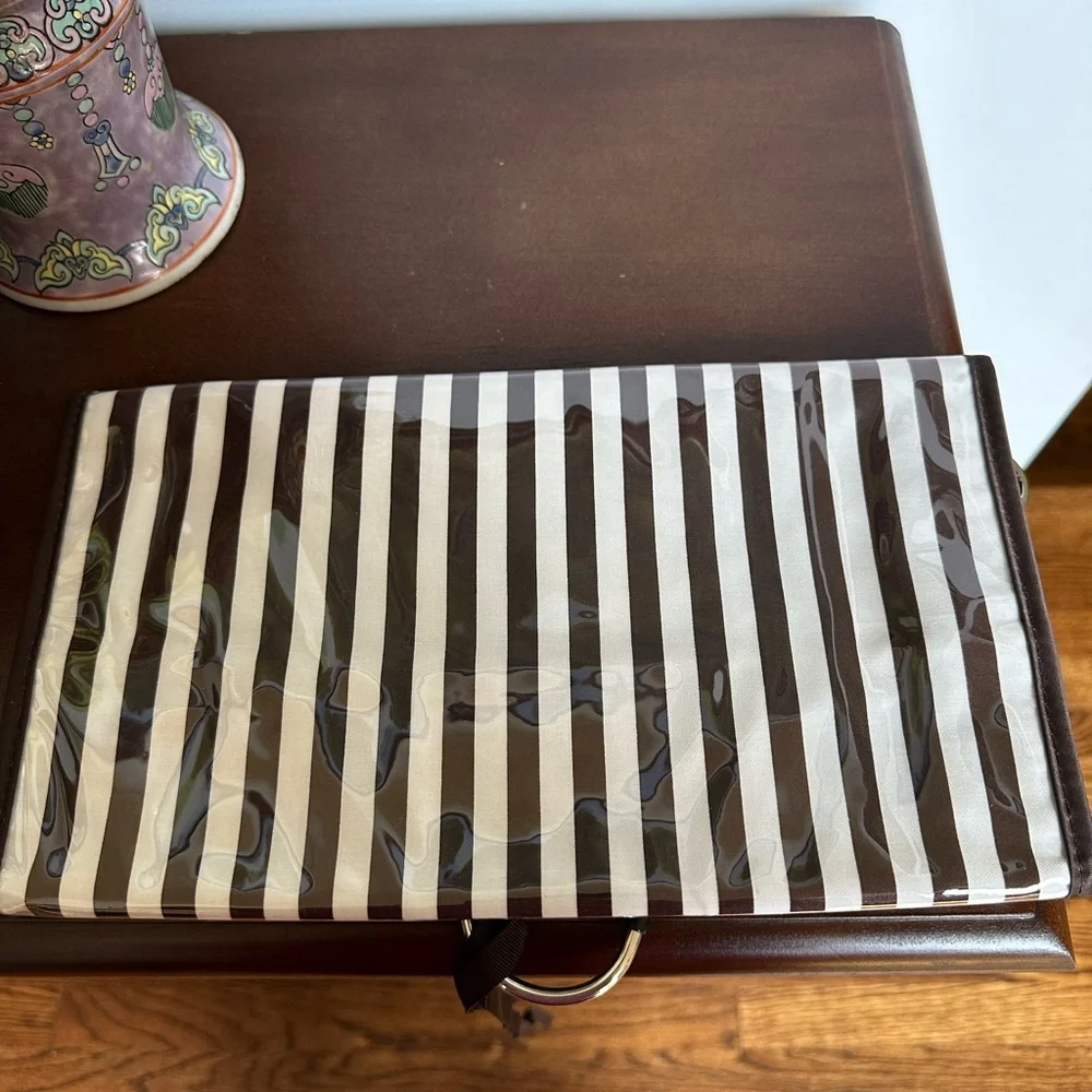 NWT Rare Henri Bendel Jewelry Roll in Iconic Brown/White Stripe Pattern